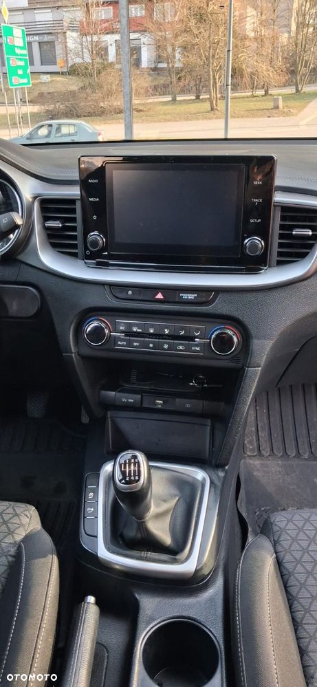Kia XCeed 1.4 T-GDI M - 10