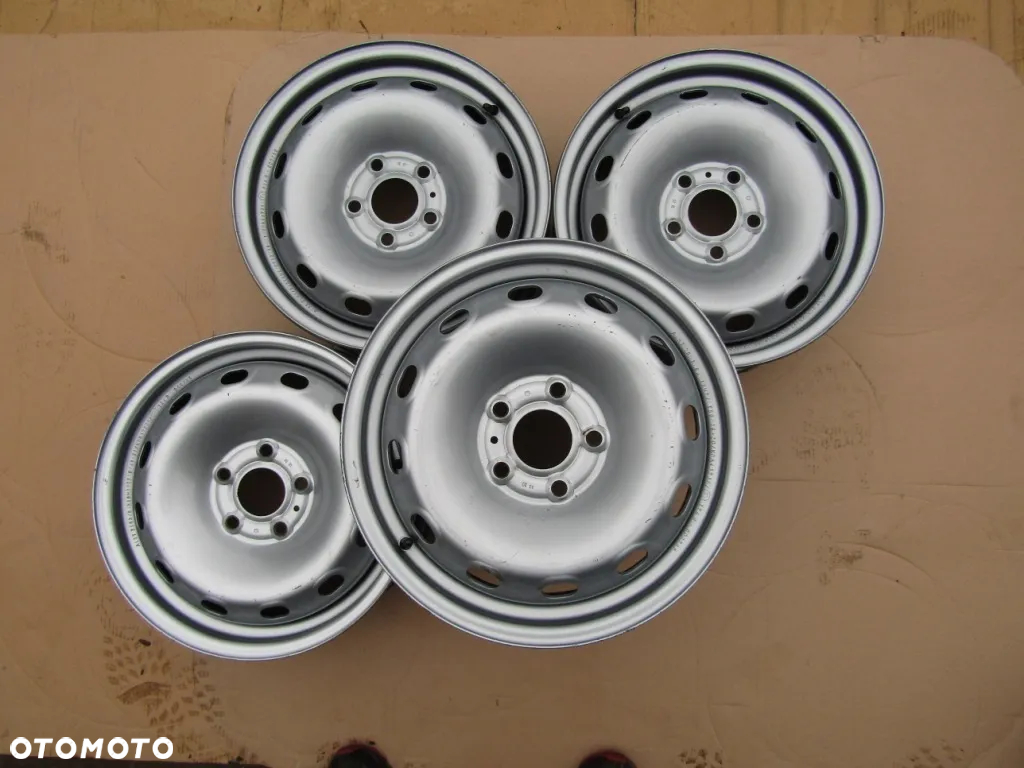 4x Felgi 16 Renault Trafic III Opel Vivaro II 6j 5x114,3 ET50 - 10