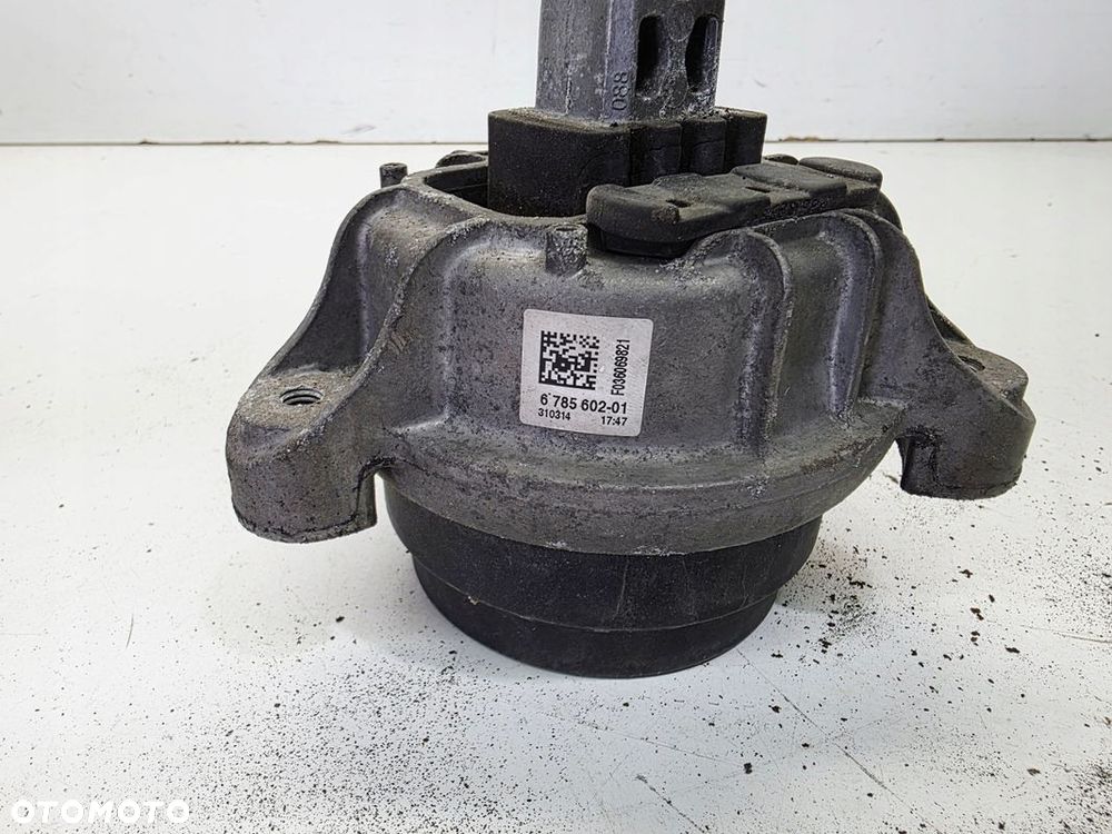 PODUSZKA ŁAPA SILNIKA PRAWA BMW 5 F10 6785602-01 - 3
