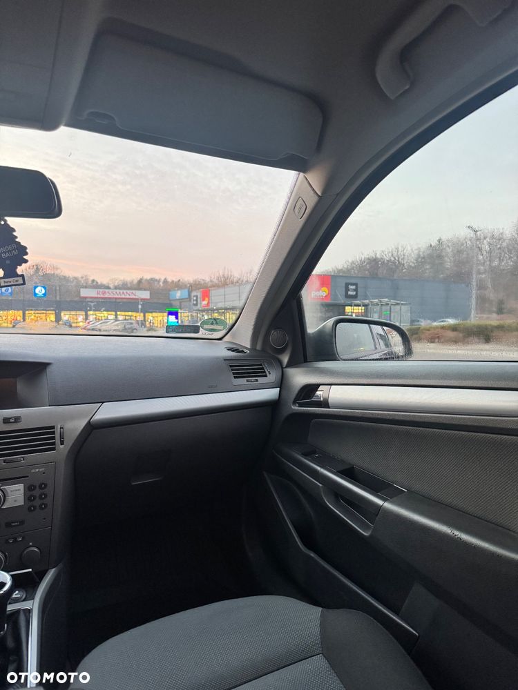 Opel Astra 1.6 - 14