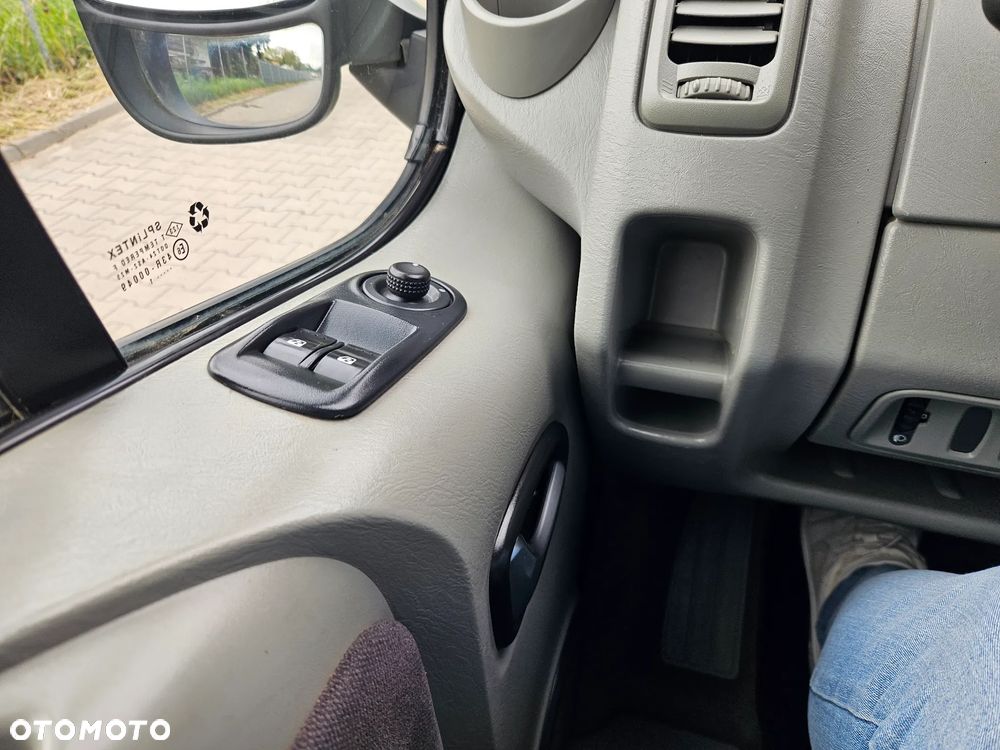 Renault Trafic Passenger Pack Clim - 29