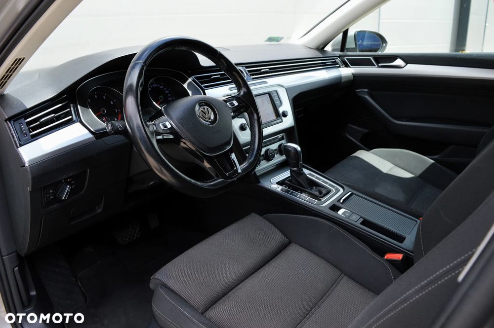 Volkswagen Passat 1.8 TSI BMT Comfortline DSG - 5
