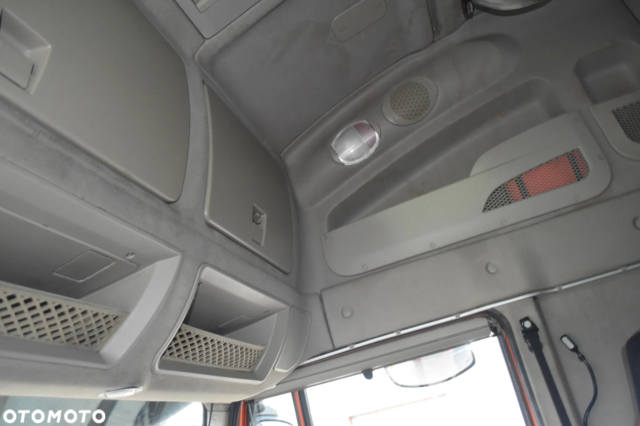 Iveco Stralis 460 - 18