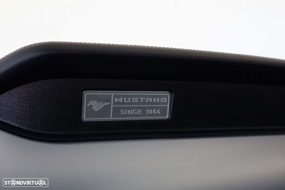 Ford Mustang 2.3i EcoBoost - 22