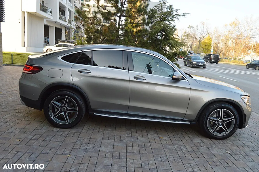 Mercedes-Benz GLC Coupe 220 d 4Matic 9G-TRONIC AMG Line - 34