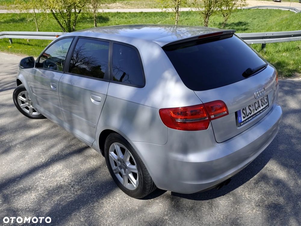 Audi A3 Sportback 1.4 TFSI Attraction - 2