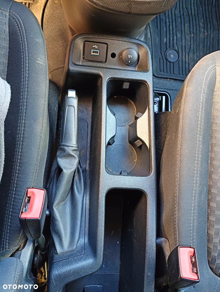 Ford Tourneo Connect 1.5 EcoBlue Start-Stop Trend - 20