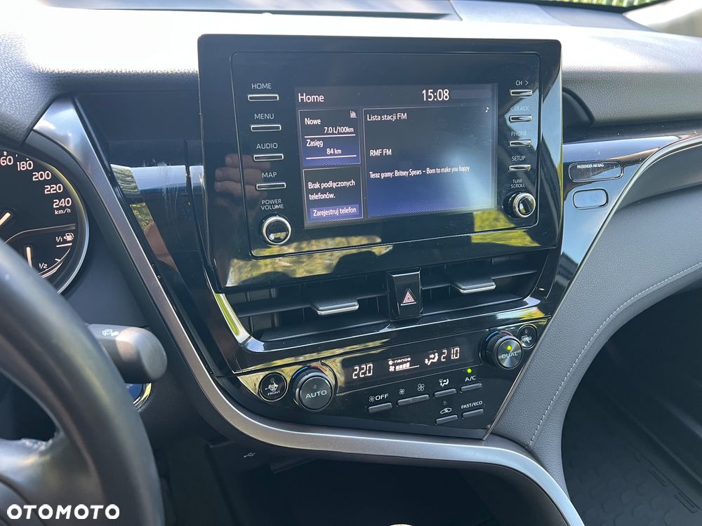 Toyota Camry 2.5 Hybrid Comfort CVT - 19