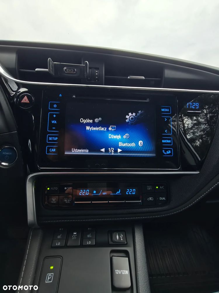 Toyota Auris Hybrid 135 Prestige - 7