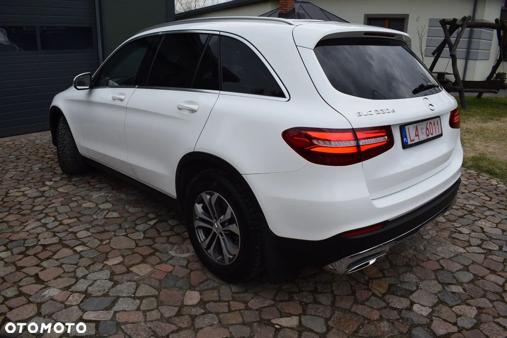 Mercedes-Benz GLC - 10