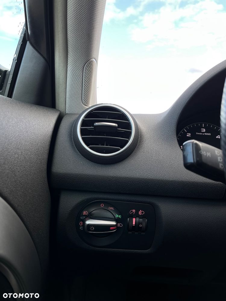 Audi A3 3-drzwiowe 2.0 TDI DPF Ambition - 14