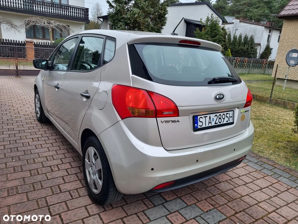 Kia Venga 1.4 CVVT ISG Vision - 4