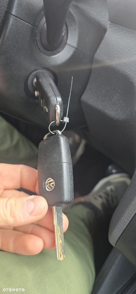 Volkswagen Touran 1.6 TDI DPF DSG Trendline - 16