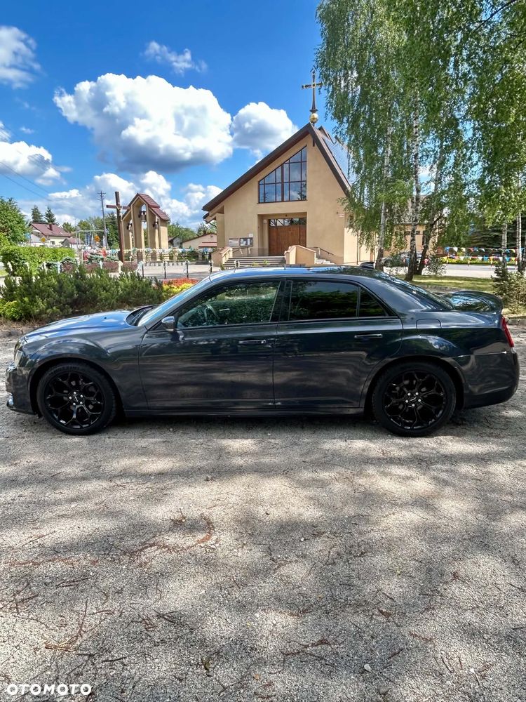 Chrysler Pacifica - 4