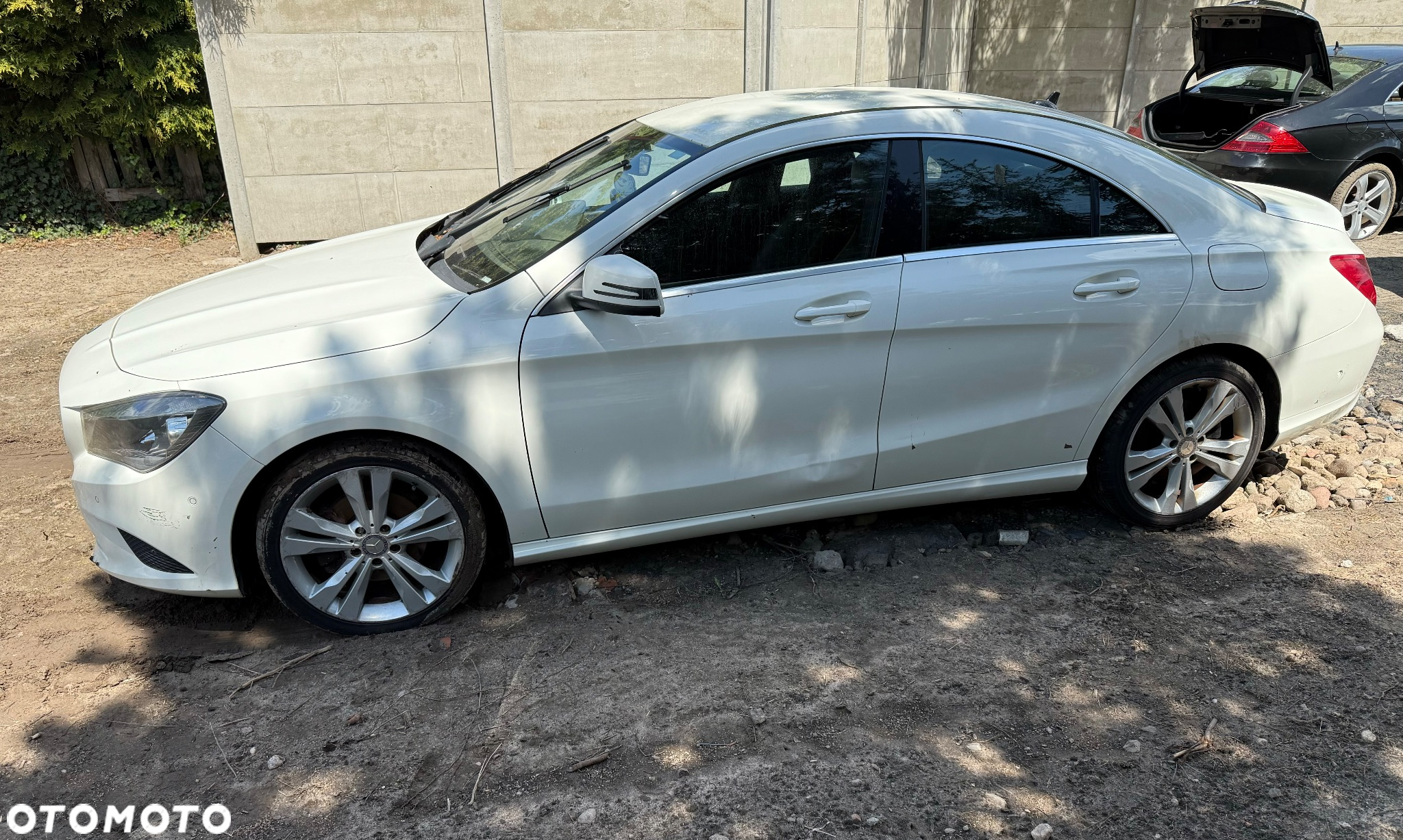 Mercedes-Benz CLA 180 - 4