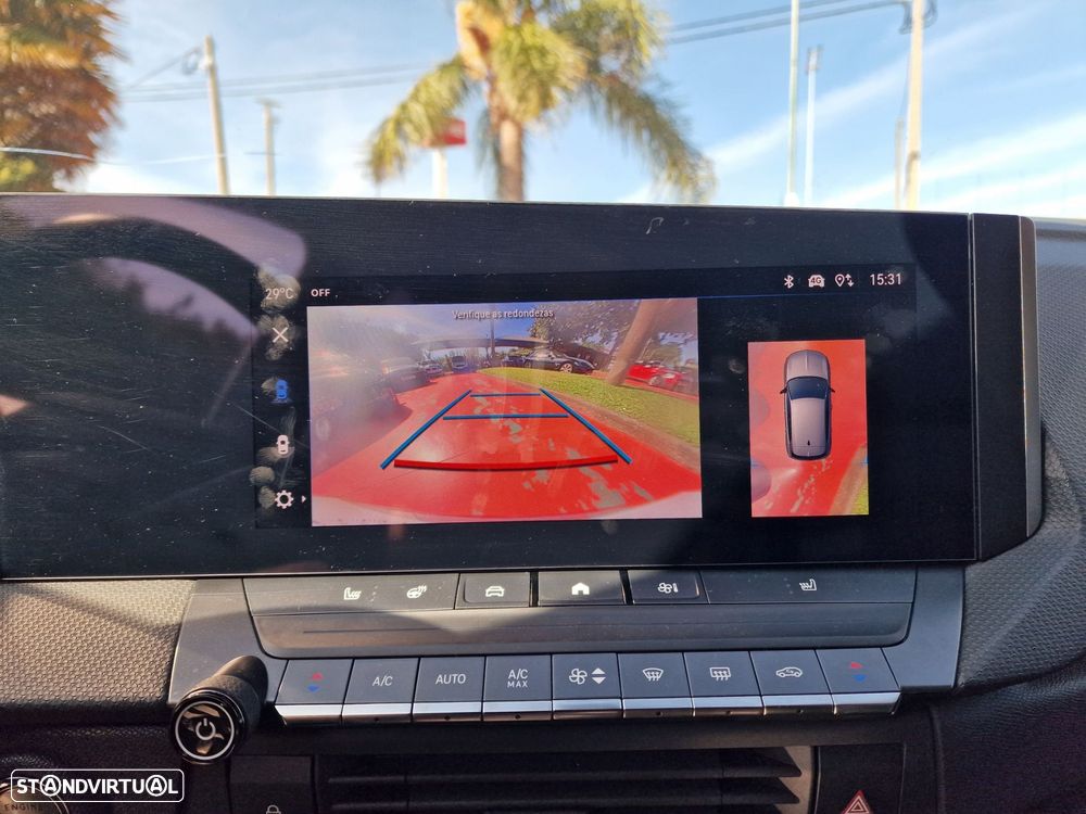 Opel Astra 1.2 T Elegance Aut. - 45