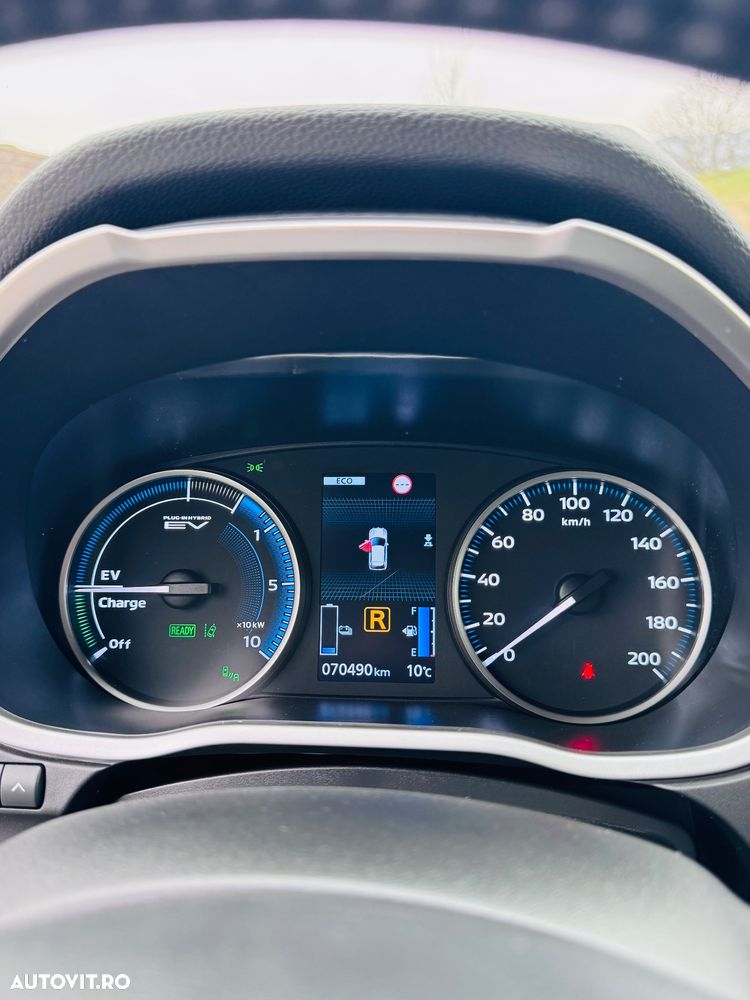 Mitsubishi Eclipse-Cross - 18