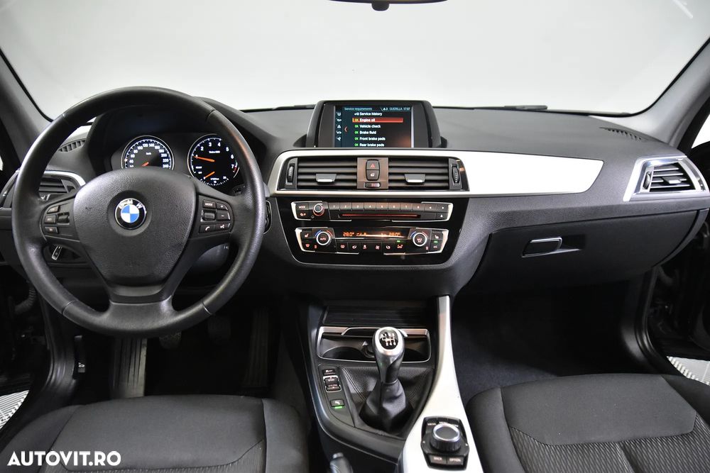 BMW Seria 1 118i M Sport - 9