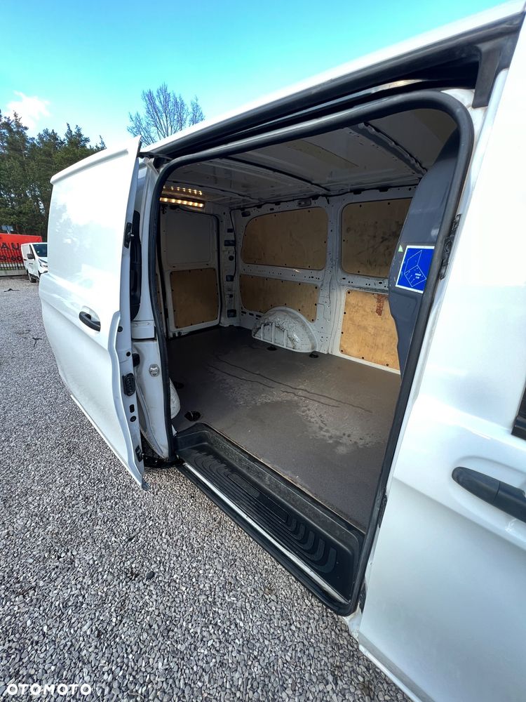 Mercedes-Benz Vito - 11