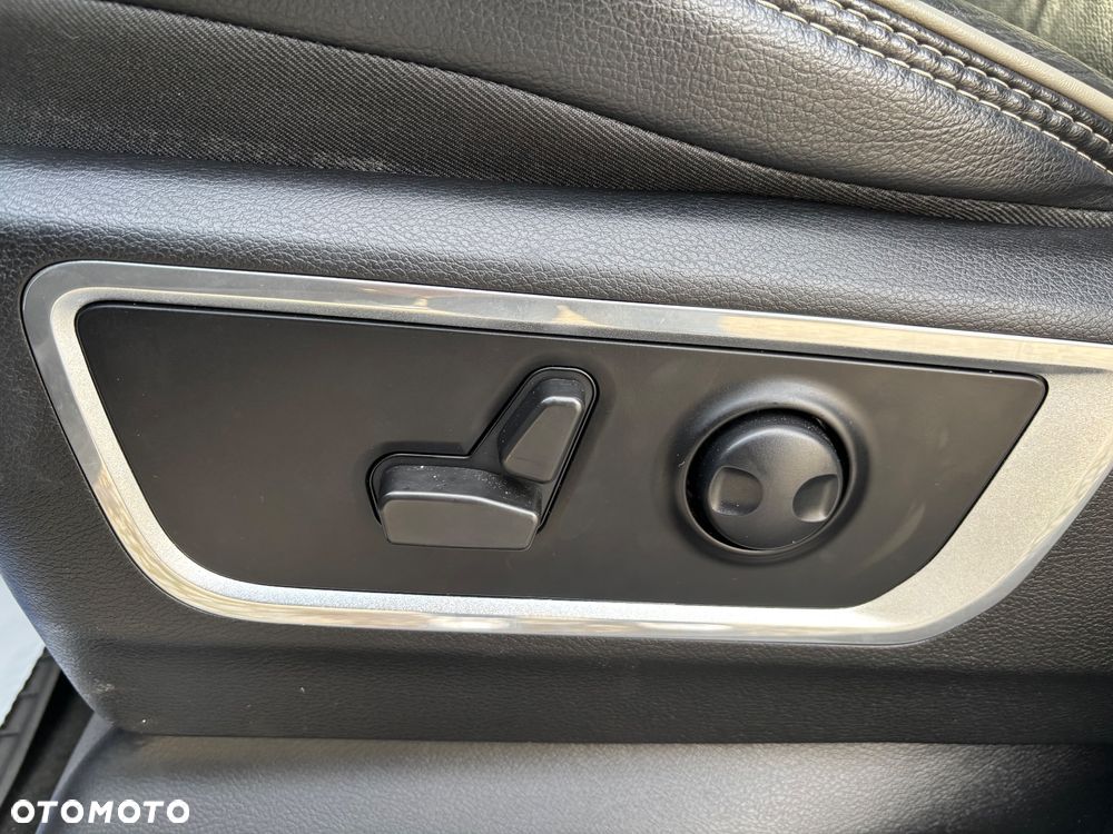 RAM 1500 Quad Cab Laramie - 25