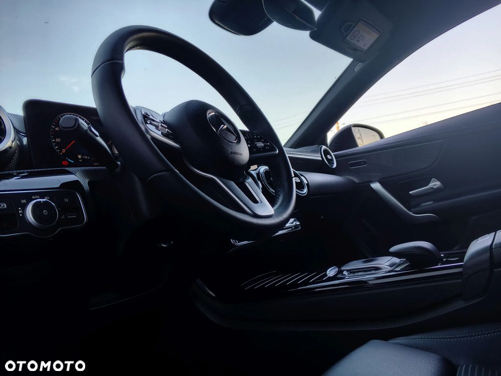 Mercedes-Benz CLA 200 7G-DCT Edition 2022 - 21