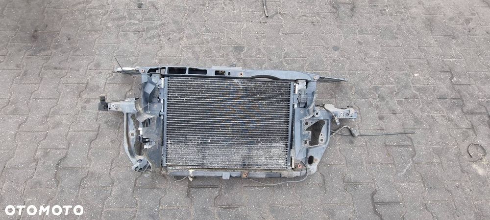 PAS PRZEDNI CHŁODNICE VOLKSWAGEN PASSAT B5 LIFT - 1