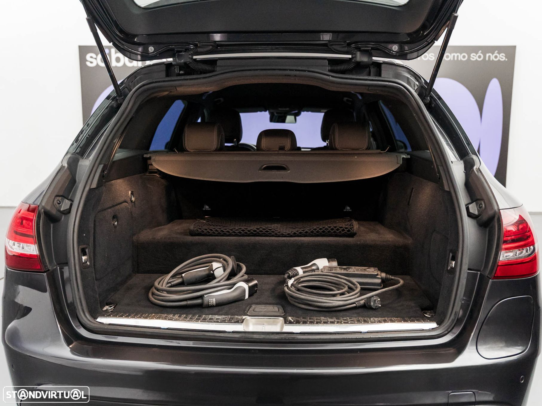 Mercedes-Benz C 300 de AMG Line - 12