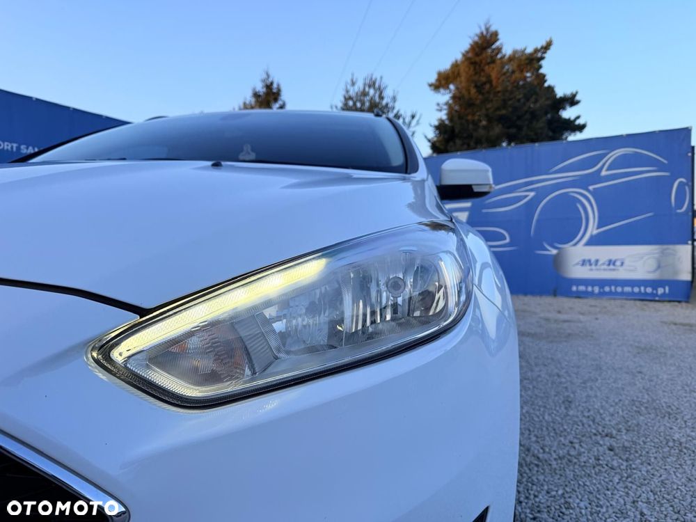 Ford Focus SW 1.0 EcoBoost S&S COOL&CONNECT - 12