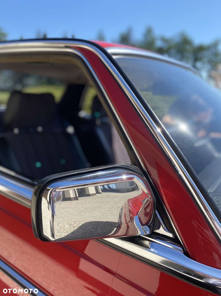 Mercedes-Benz W123 - 6