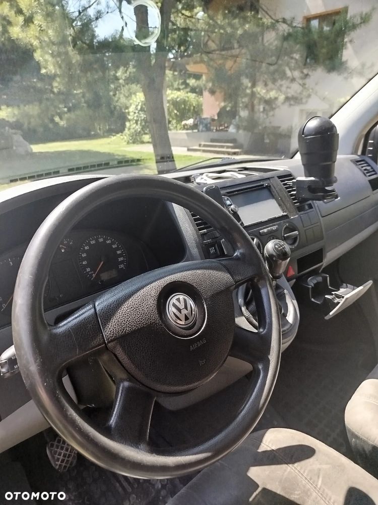 Volkswagen Transporter T5 - 11