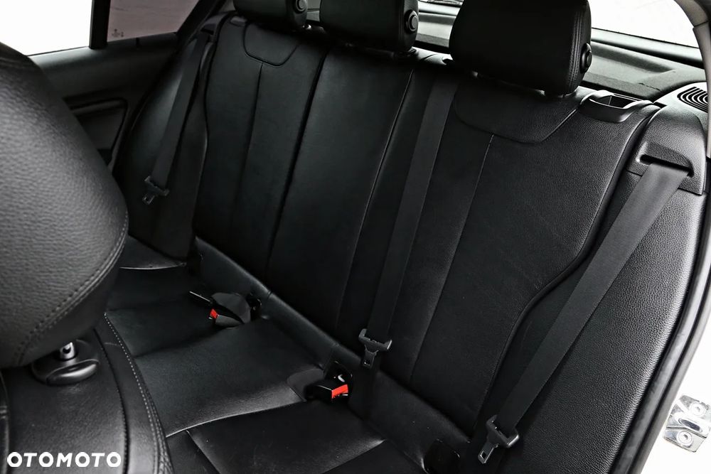 BMW Seria 1 118d Urban Line - 35