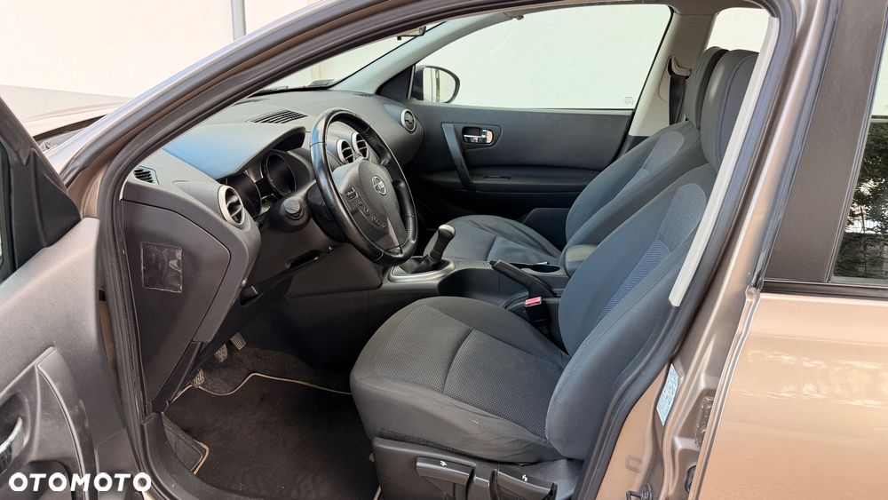 Nissan Qashqai 1.6 Visia - 17