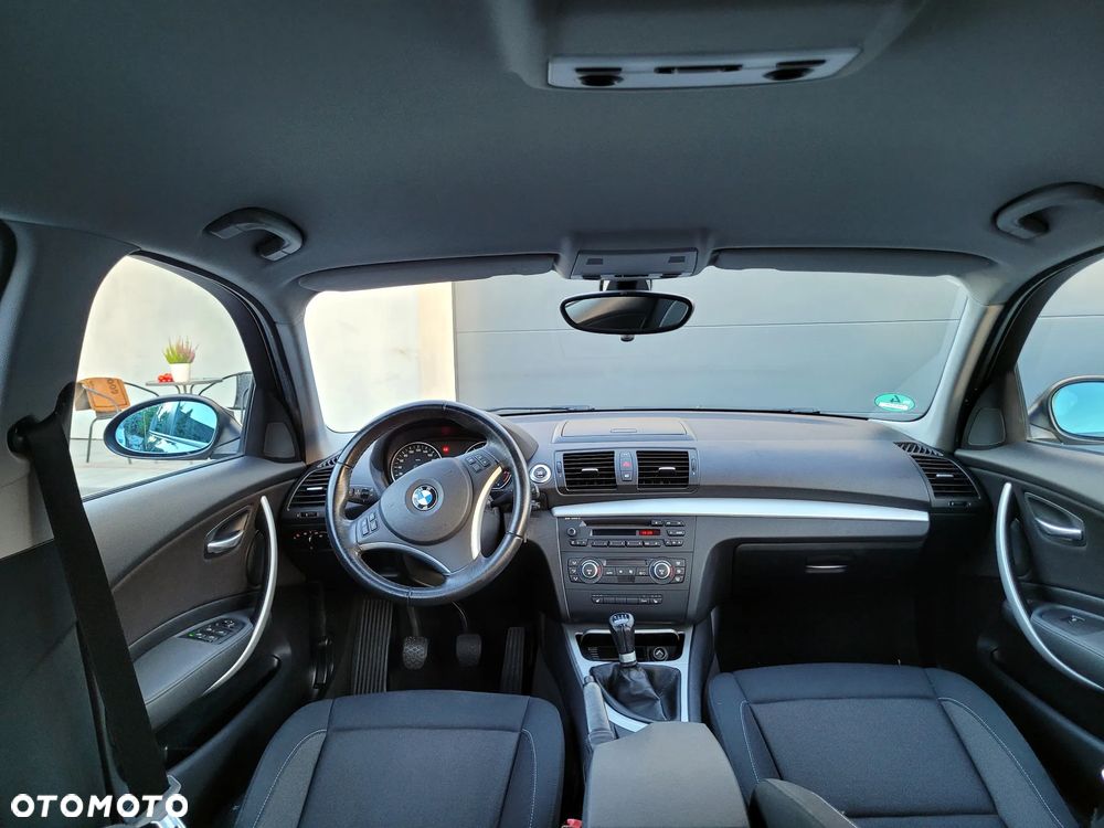 BMW Seria 1 118d - 9