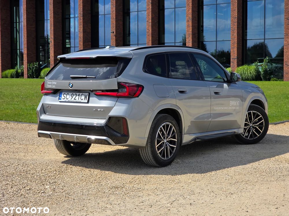 BMW X1 sDrive18i - 9