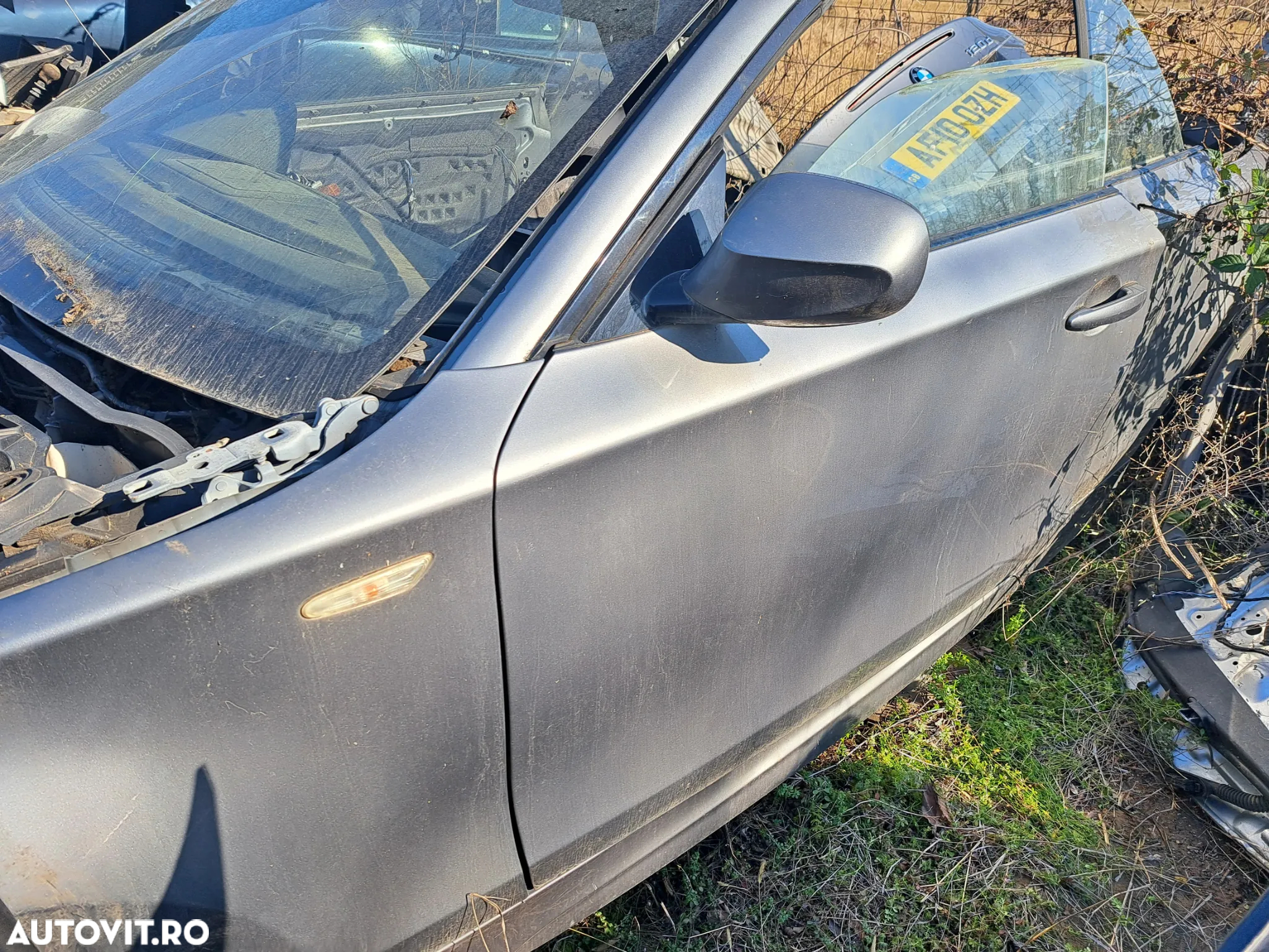 Elemente caroserie Bmw E88 120d Pachet M Spacegrau Mettalic A52 Usa stg dr fara Oglida stg dr exterioara Prag stanga dreapta Portbagaj Emblema Incuietoare - 9