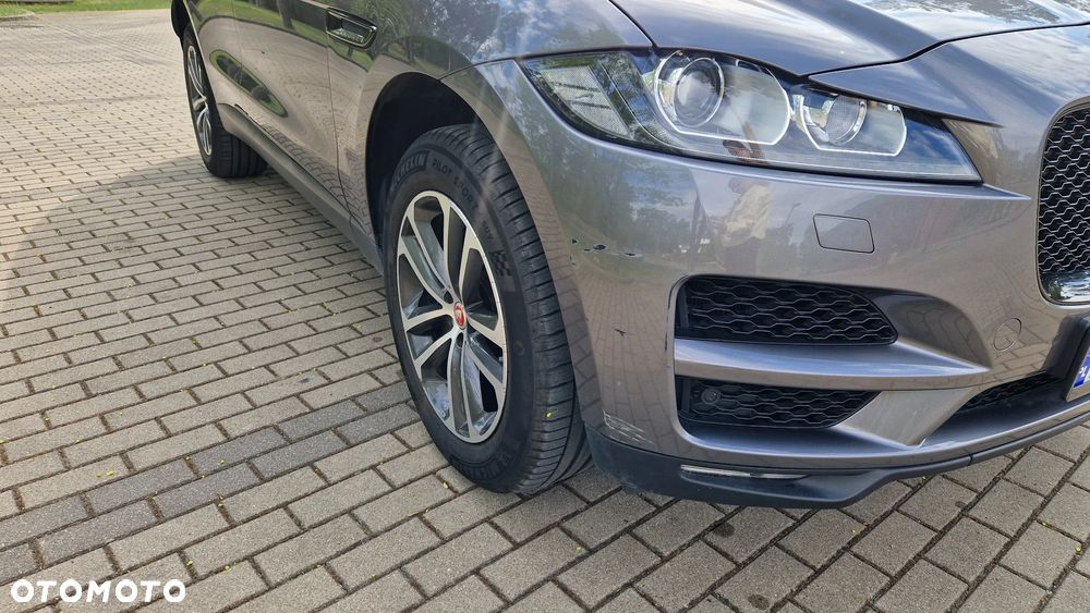 Jaguar F-Pace - 3
