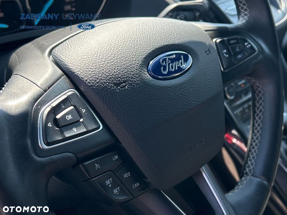 Ford Kuga 1.5 EcoBoost 2x4 ST-Line - 8