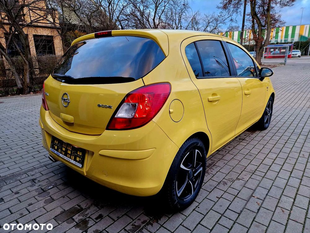 Opel Corsa 1.2 16V Color Edition - 10