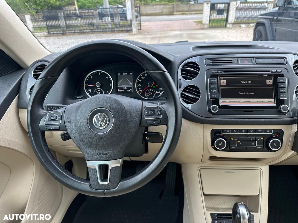 Volkswagen Tiguan 2.0 TDI DPF 4Motion BlueMotion Technology DSG Sport & Style - 9
