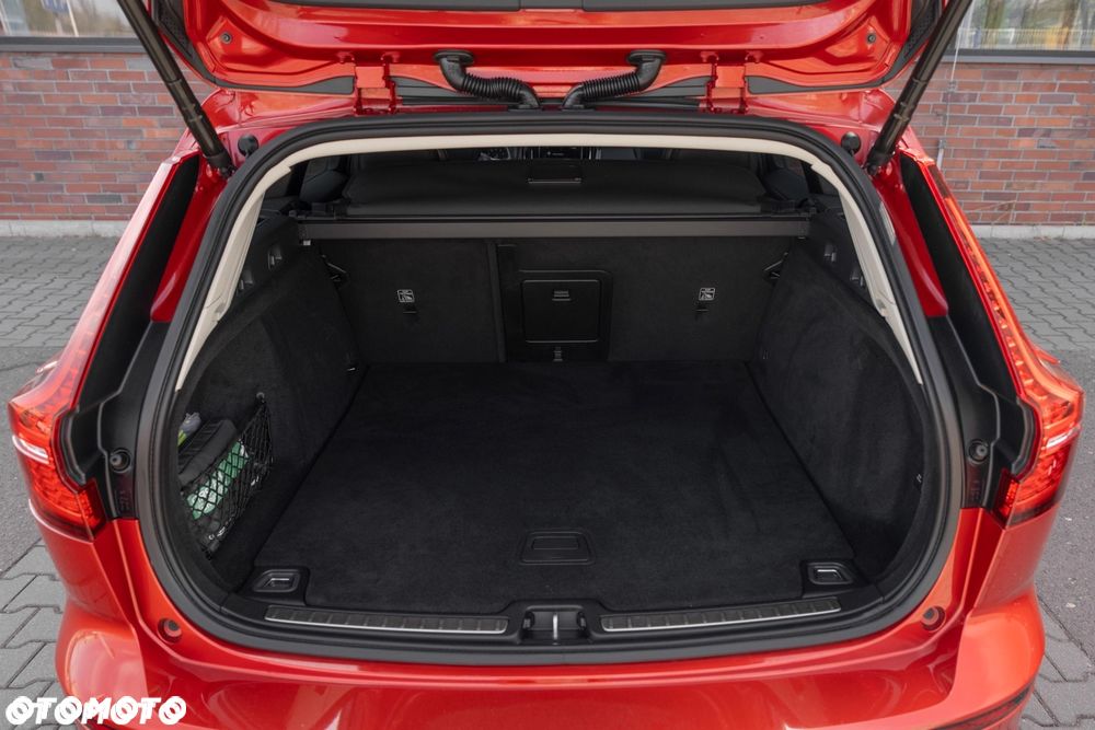 Volvo V60 Cross Country T5 AWD Geartronic Pro - 14
