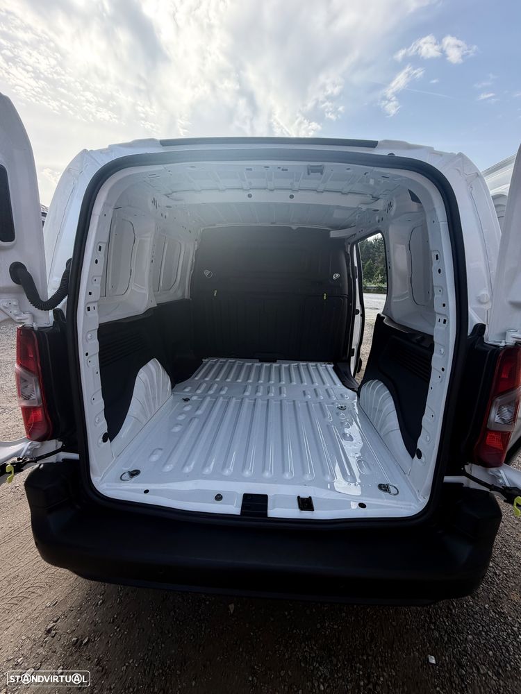 Citroën E BERLINGO VAN M800 100KW 136 CV BATERIA 50 KWH 3 LUGARES - 25