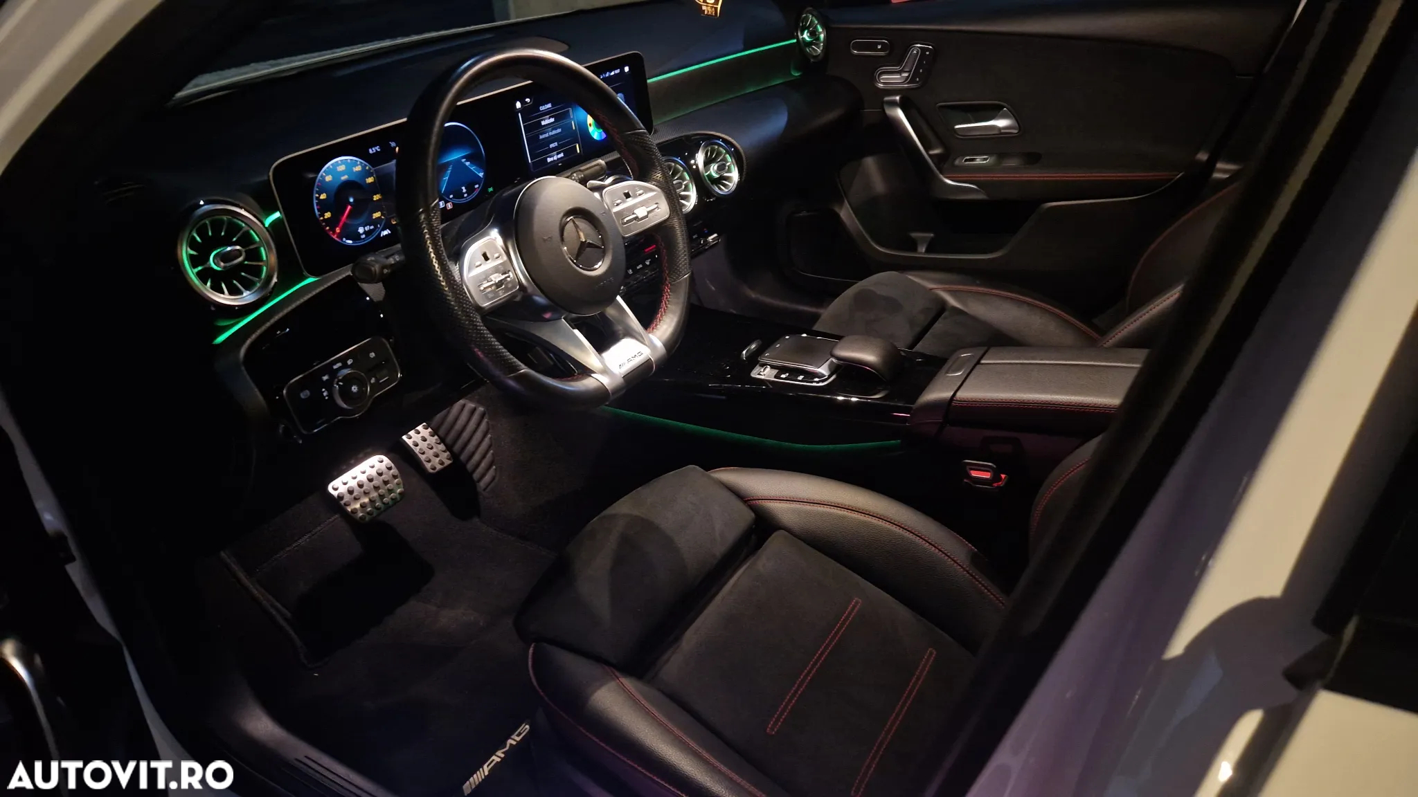 Mercedes-Benz A 180 d 7G-DCT AMG Line - 23