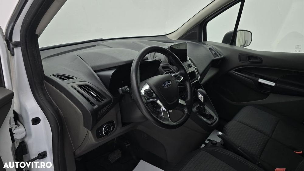 Ford Transit Connect - 13