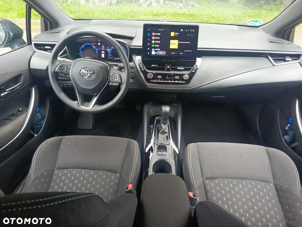 Toyota Corolla 1.8 Business Edition - 21