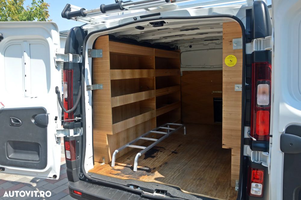 Renault Trafic - 25