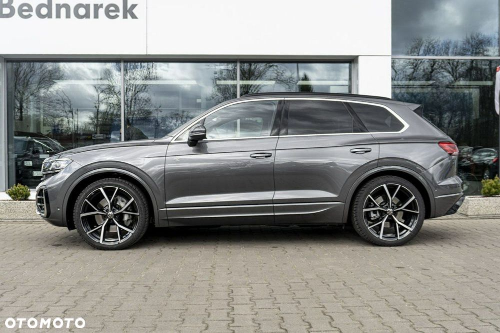 Volkswagen Touareg - 6