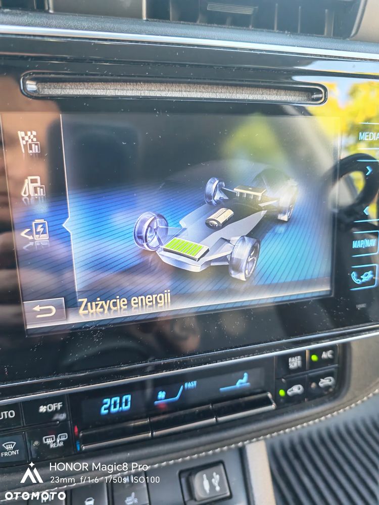Toyota Auris - 14