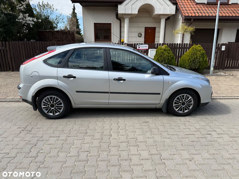 Ford Focus - 8