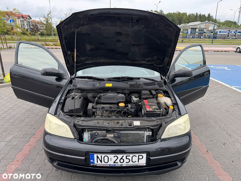 Opel Astra 1.6 - 30
