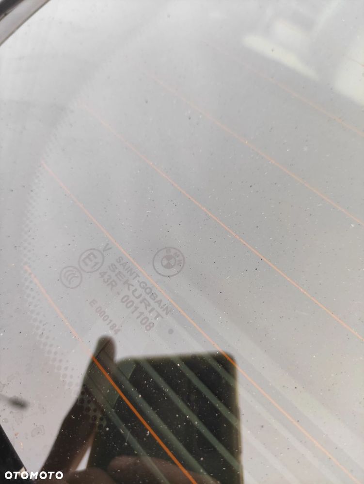 SZYBA TYŁ TYLNA BMW E60 GRZANA FABRYCZNIE DYMIONA - 5